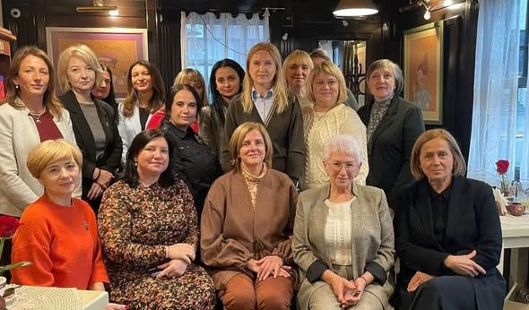 «Сміливість бути собою»: обговорення поточних проблем